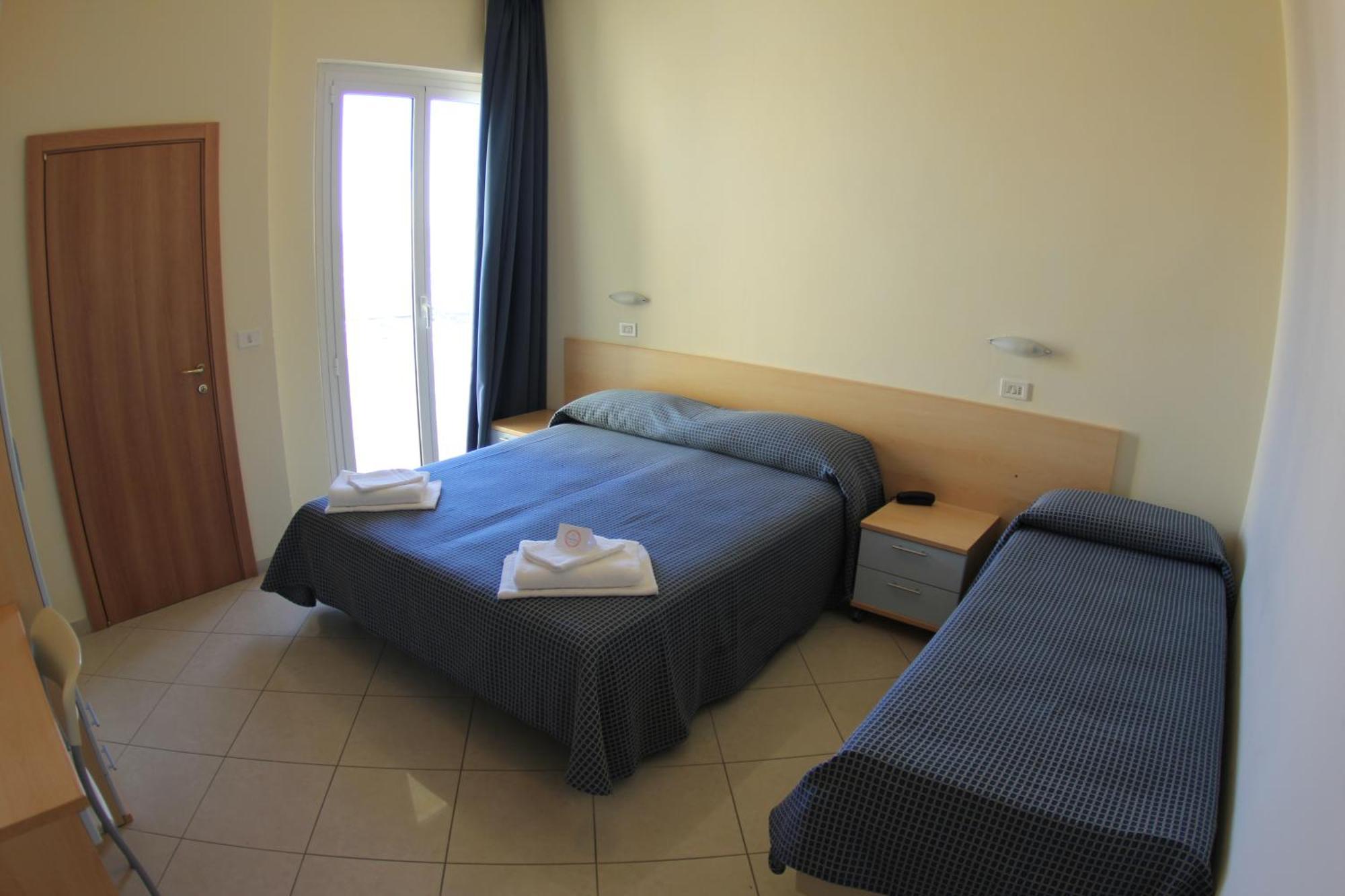 Hotel Fantasy Rimini Værelse billede