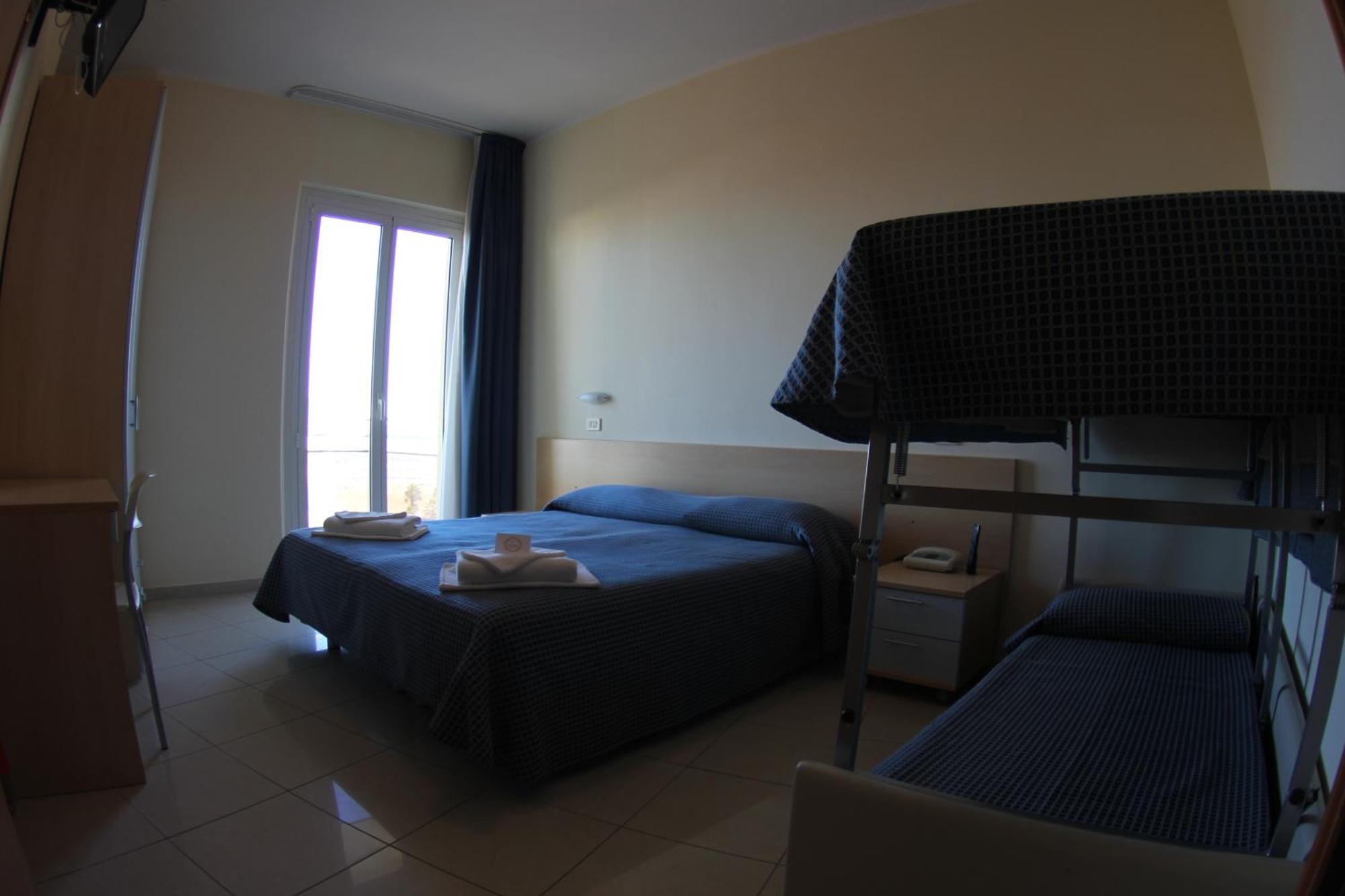 Hotel Fantasy Rimini Værelse billede