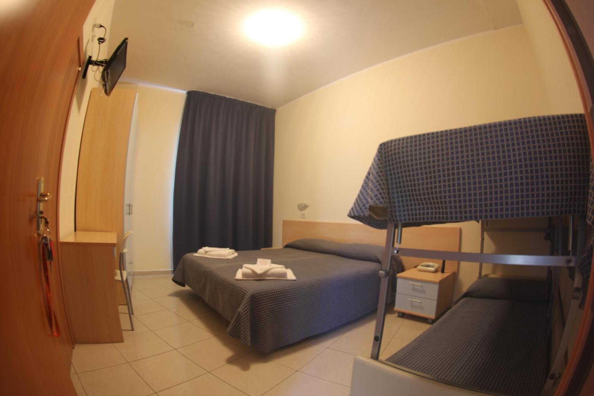 Hotel Fantasy Rimini Værelse billede