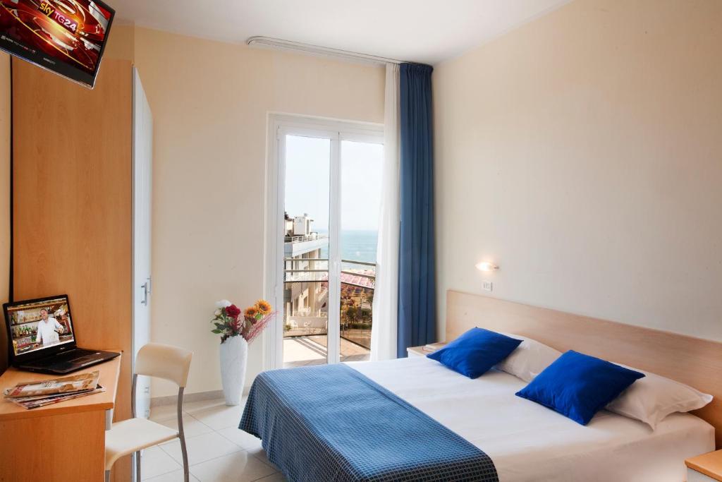 Hotel Fantasy Rimini Eksteriør billede